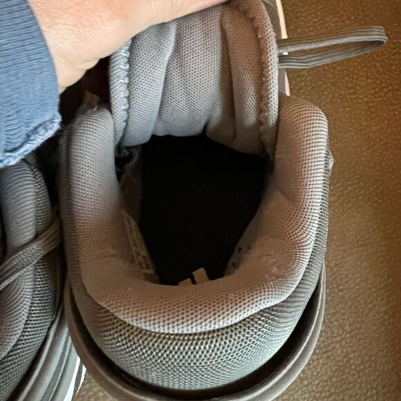 Adidas DON issue #2 men’s 8.5 - Picture 8 of 11